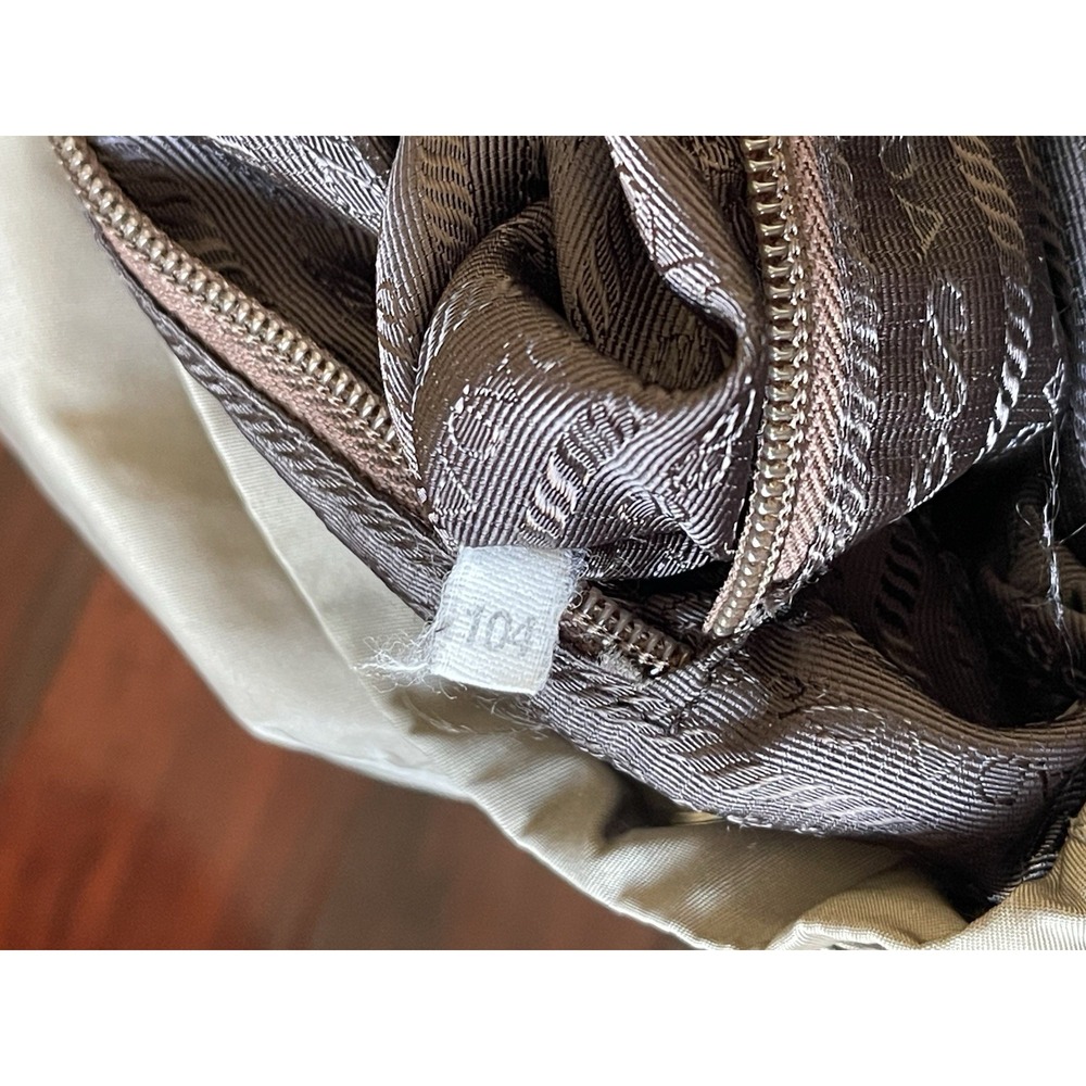 Vintage Prada Tessuto Vela Green Nylon Backpack Distressed Grunge Made In Italy - Picture 9 of 16